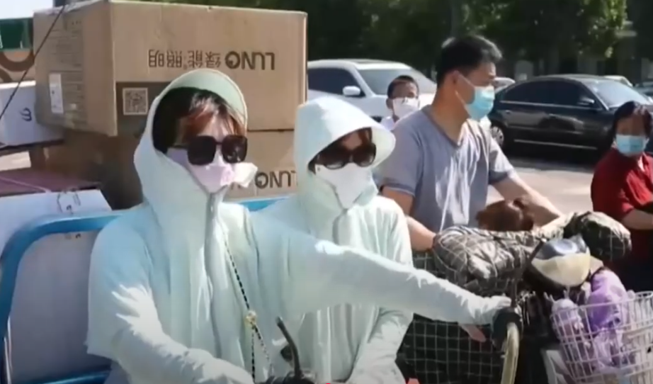 700多高温预警多地超40℃ 山东音乐节多观众热晕(组图)