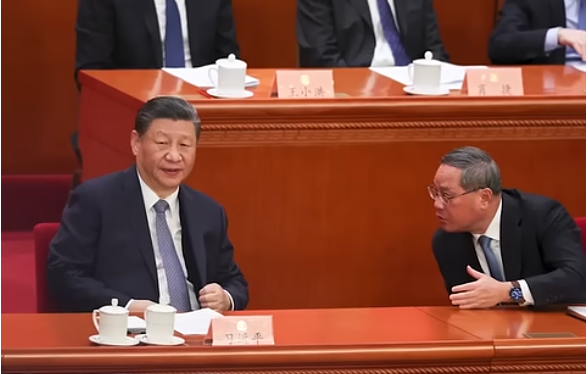两派激斗 人民日报发文纪念李克强 《求是》诡异删文(图)