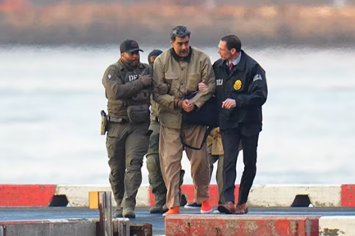 【更新】馬杜羅受審結束 被押送離開紐約法院