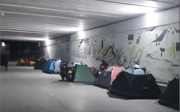 中國工資持續下降 越來越多人付不起房租