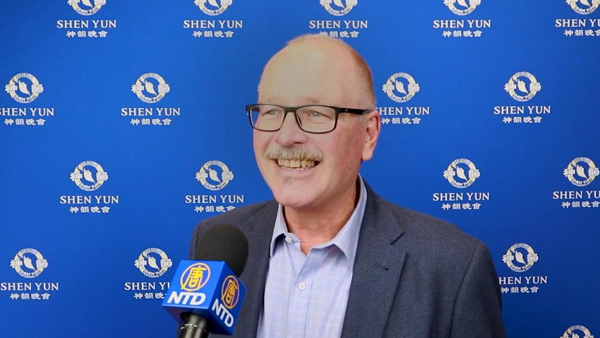 神韻悉尼大爆滿 議員讚與神相連走向救贖