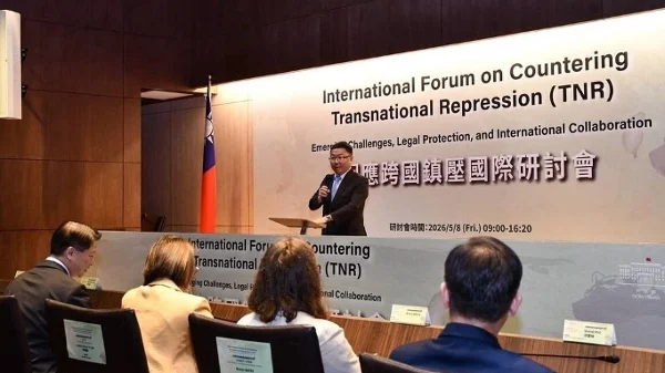对抗跨国镇压强化民主防线 台湾推“2P1R”策略(图)