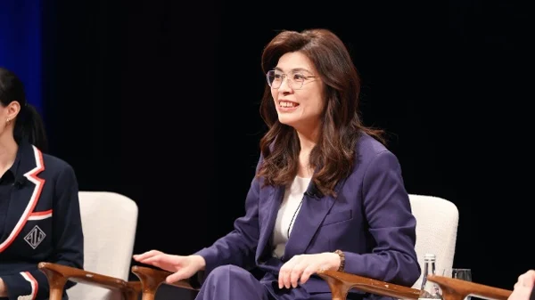 访美弄巧成拙？最新民调显示郑丽文不信任度创新高(图)
